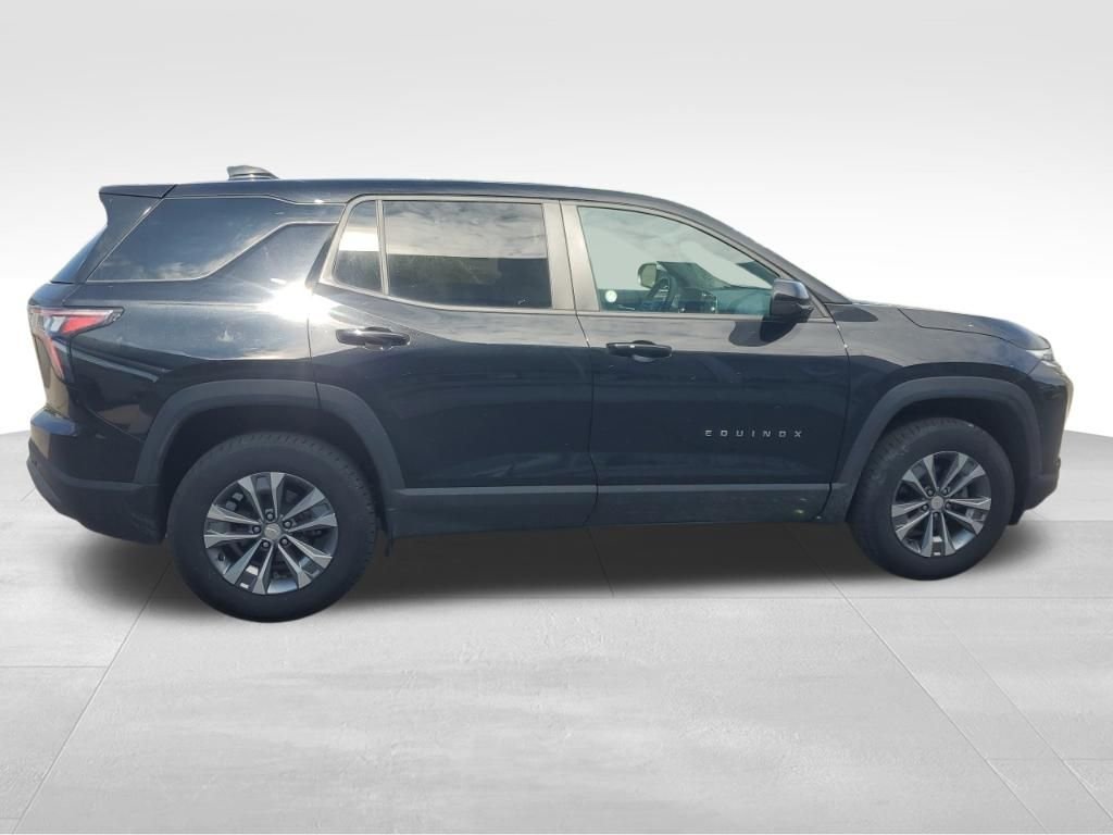 Used 2025 Black Chevrolet LT image 7