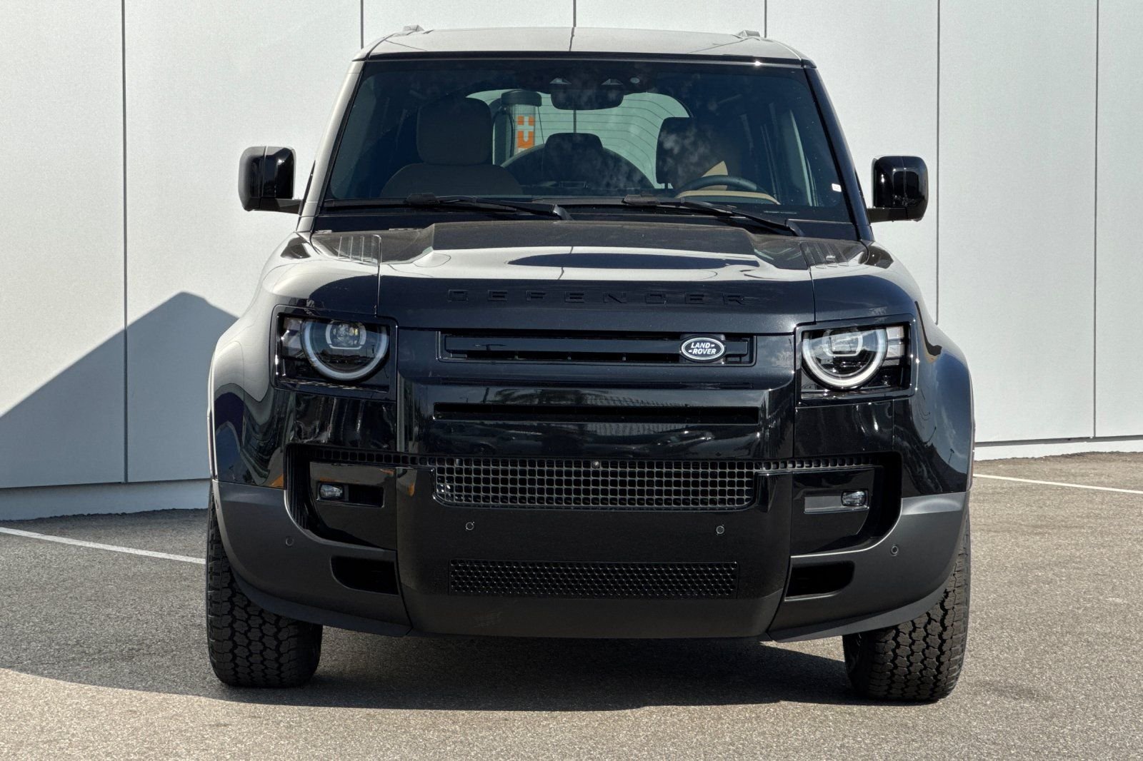 New 2026 Santorini Black Land Rover S image 8