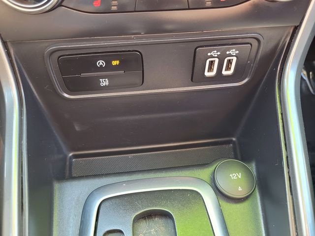 Used 2018 Blue Ford SE image 26