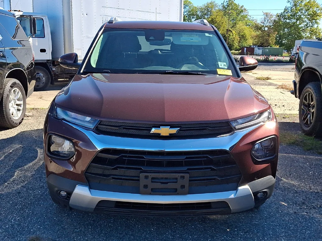 Used 2023 Red Chevrolet LT image 2