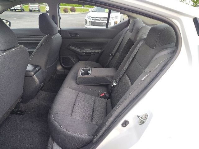 Used 2025 White Nissan 2.5 SV image 24