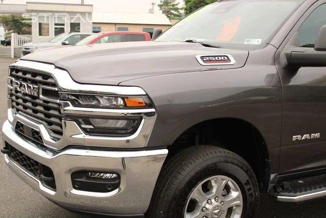 Used 2025 Granite Crystal Metallic Clearcoat Ram Big Horn image 4