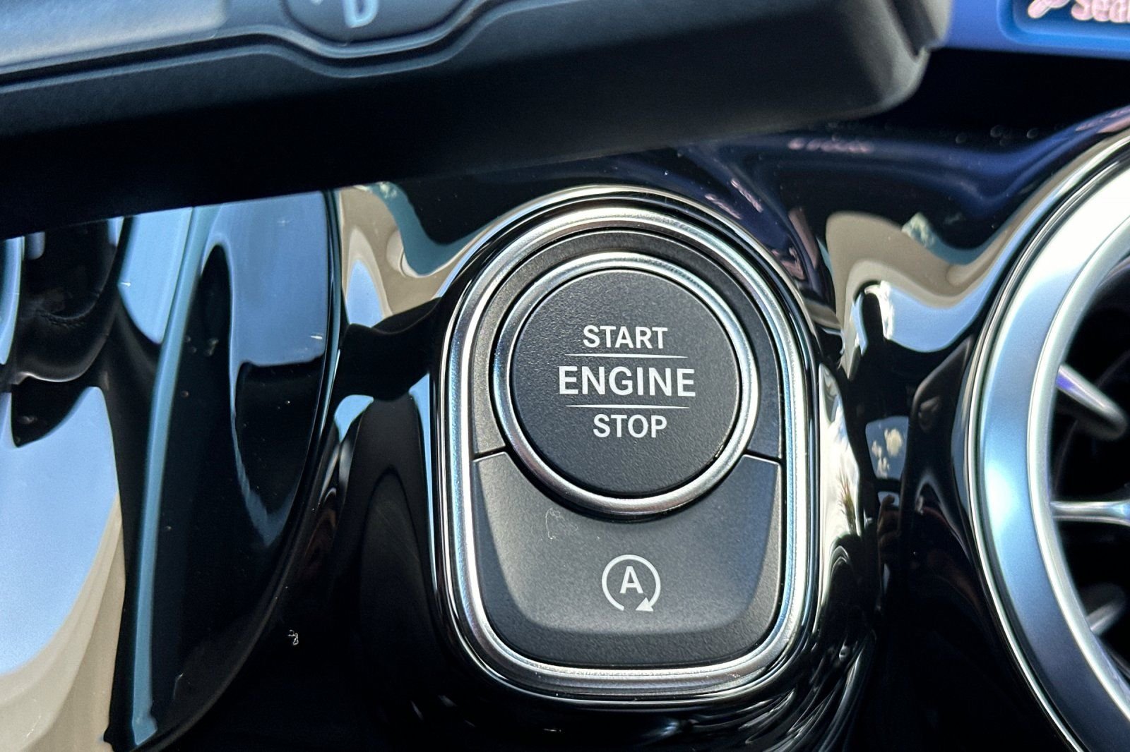 Certified Used 2026 White Mercedes-Benz GLA 250 image 22