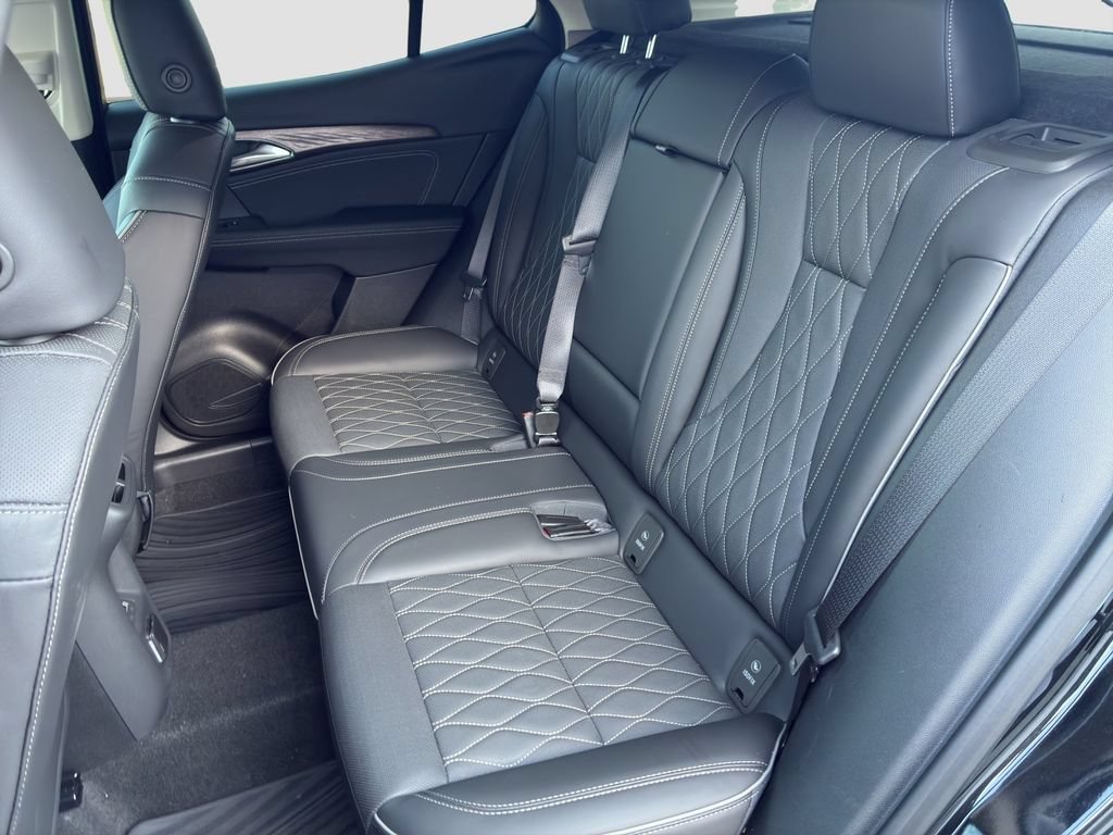Used 2023 Ebony Twilight Metallic Buick Avenir image 14