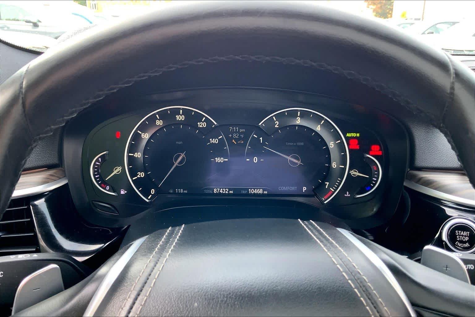 Used 2017 Bluestone Metallic BMW 540i xDrive image 26