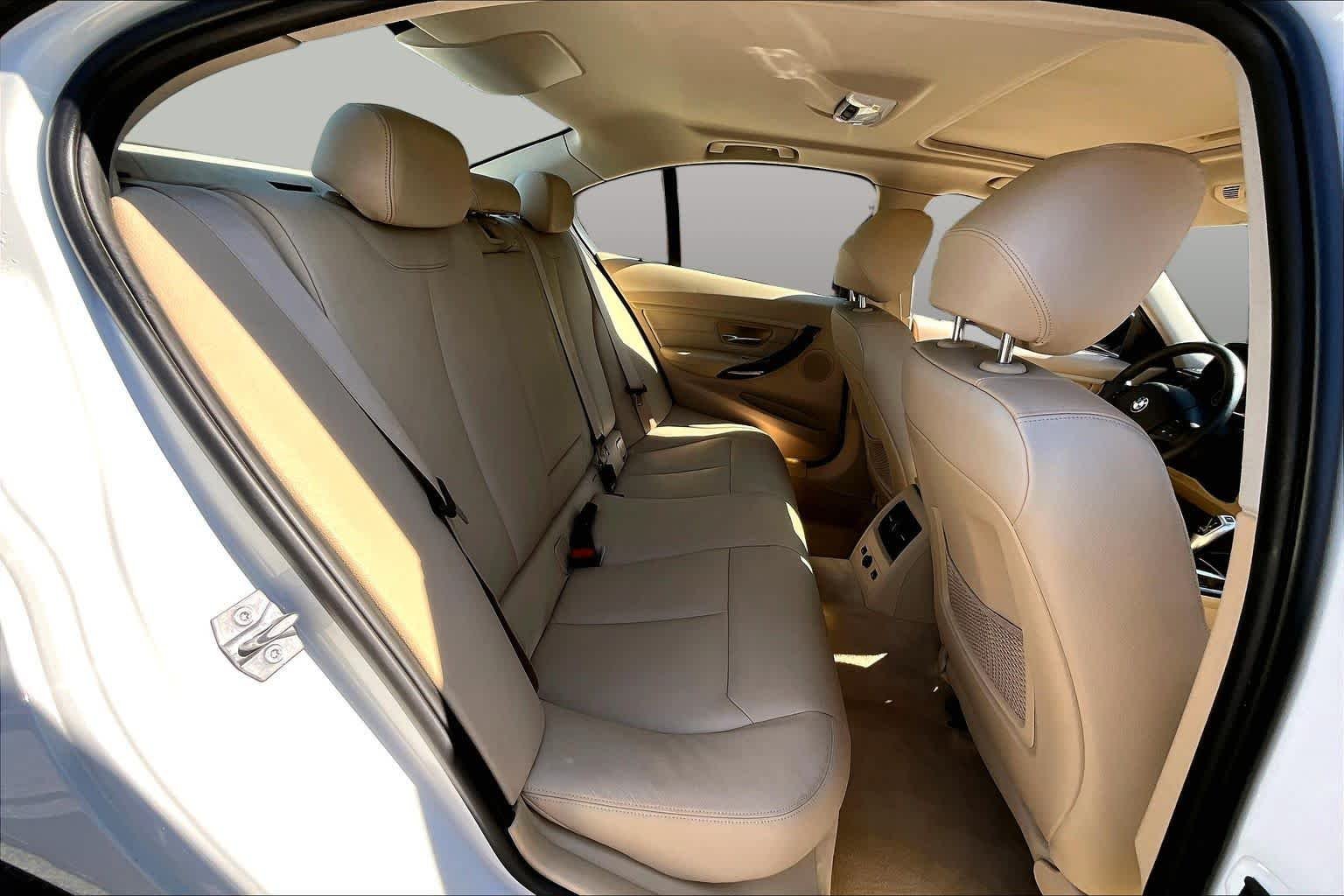 Used 2013 Alpine White BMW 328i xDrive image 20