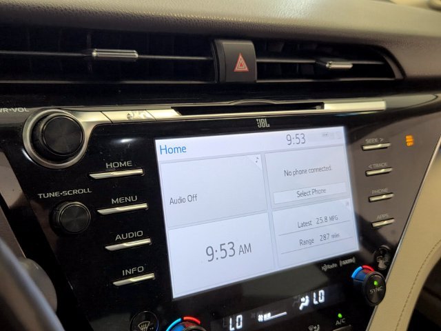 Used 2018 Brown Toyota XLE image 19