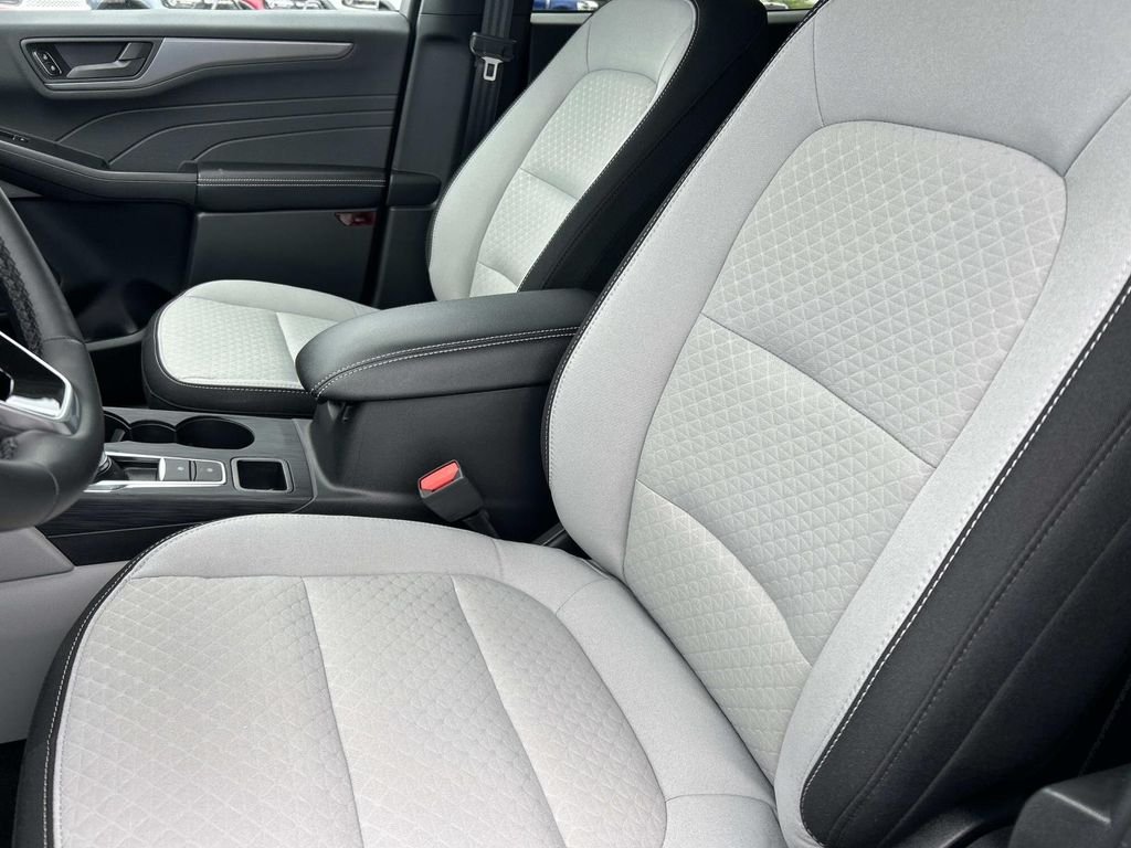 New 2026 Vapor Blue Metallic Ford Active® image 21
