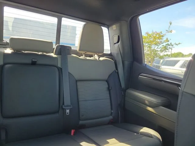 2022 Chevrolet Silverado 1500 ZR2 - Photo 17