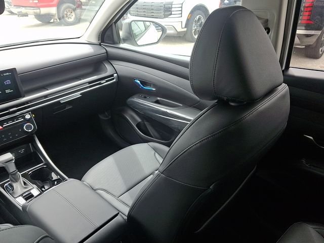 New 2026 White Hyundai SEL Plus image 11