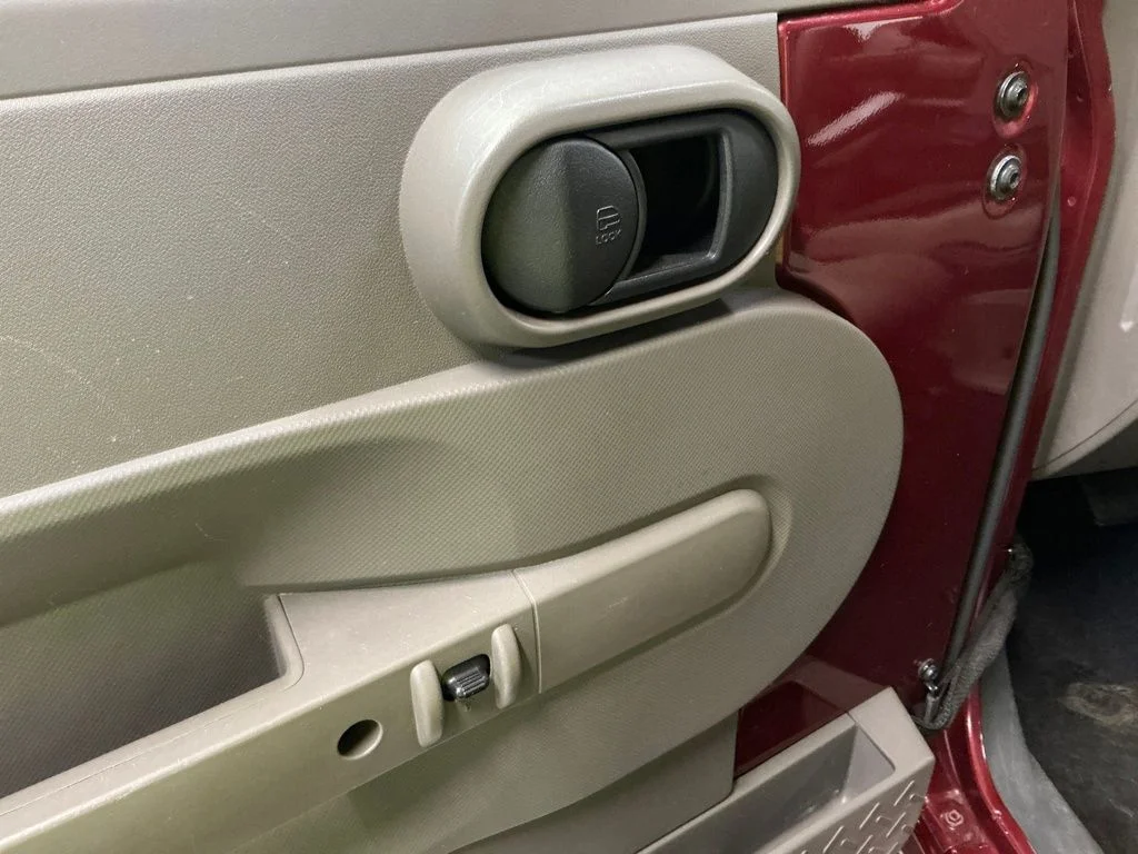 Used 2010 Red Jeep Unlimited Sahara image 15