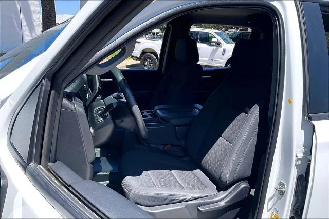 Used 2021 Summit White Chevrolet WT image 24
