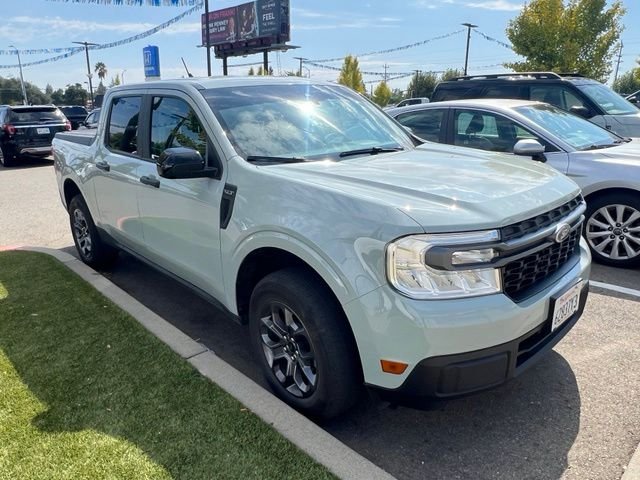 Used 2024 Green Ford XLT image 4
