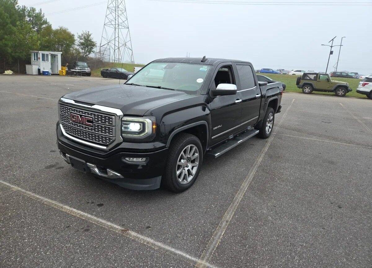 Used 2017 Onyx Black GMC Denali image 7