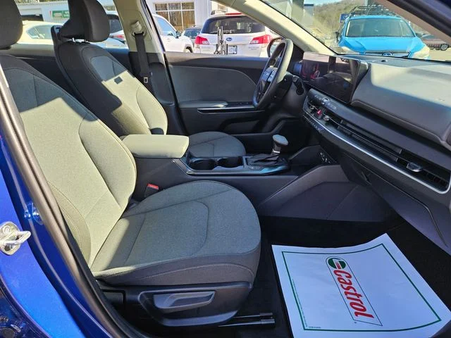 Used 2025 Blue Kia LXS image 19