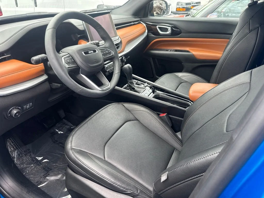 Used 2024 Blue Jeep Limited image 3