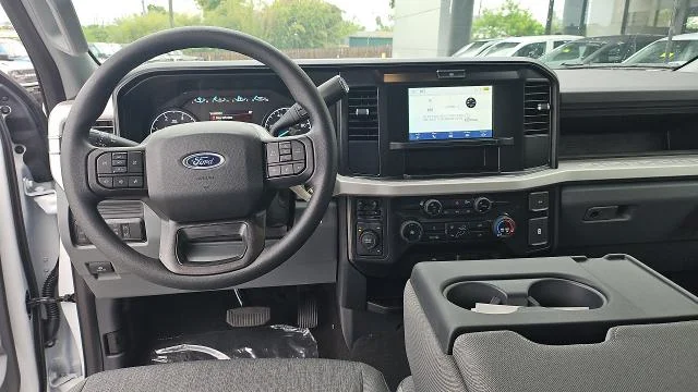 New 2026 Oxford White Ford XL 4WD image 26