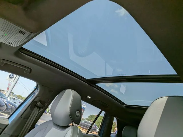 New 2026 Blue Volkswagen 2.0T SE R-Line Black image 24
