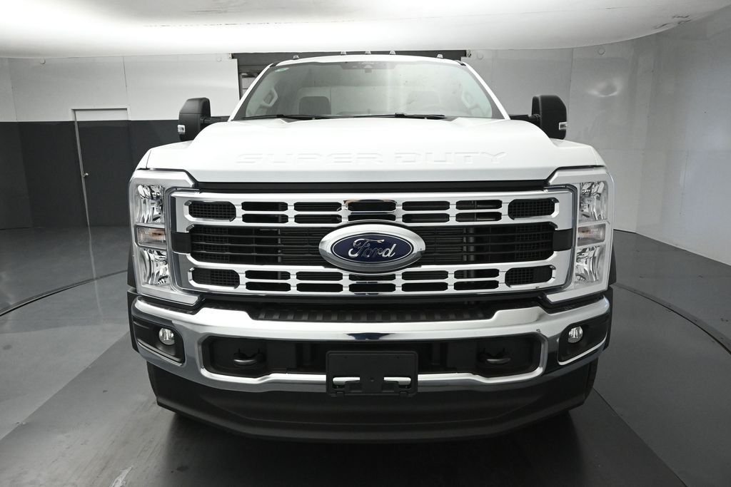 New 2026 Oxford White Ford XL image 4