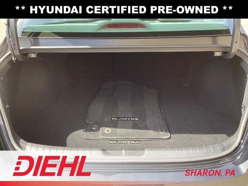 2024 Hyundai Elantra SEL - Photo 11