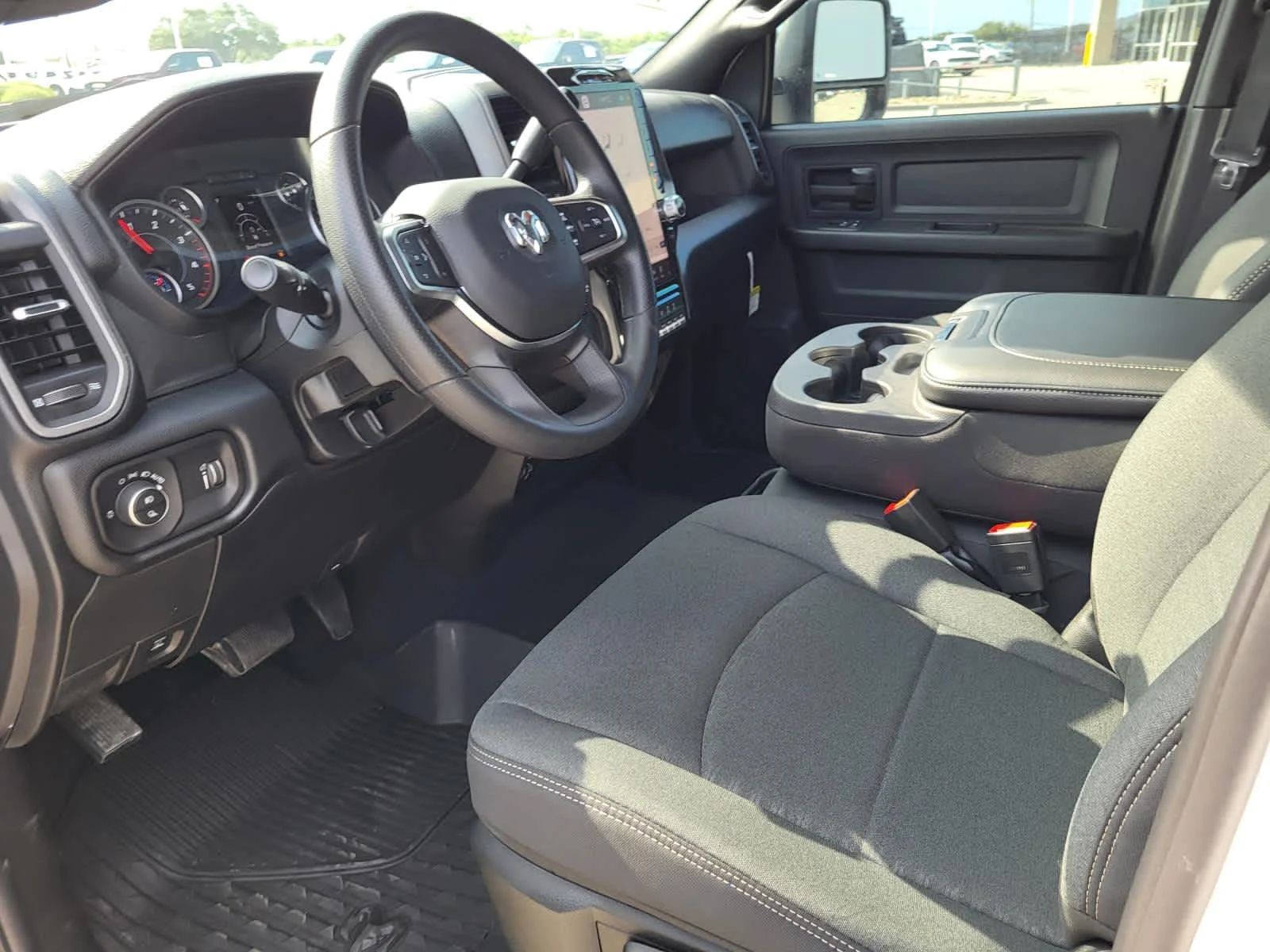 2026 RAM 2500 Tradesman - Photo 14