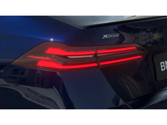 New 2027 Tanzanite Blue II Metallic BMW  image 8