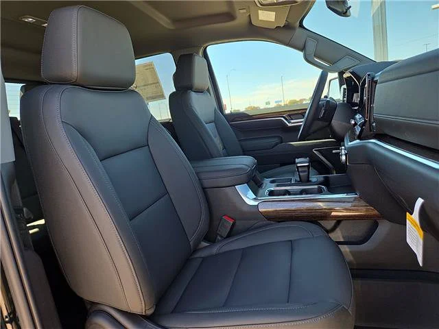 New 2026 Onyx Black GMC Elevation image 15