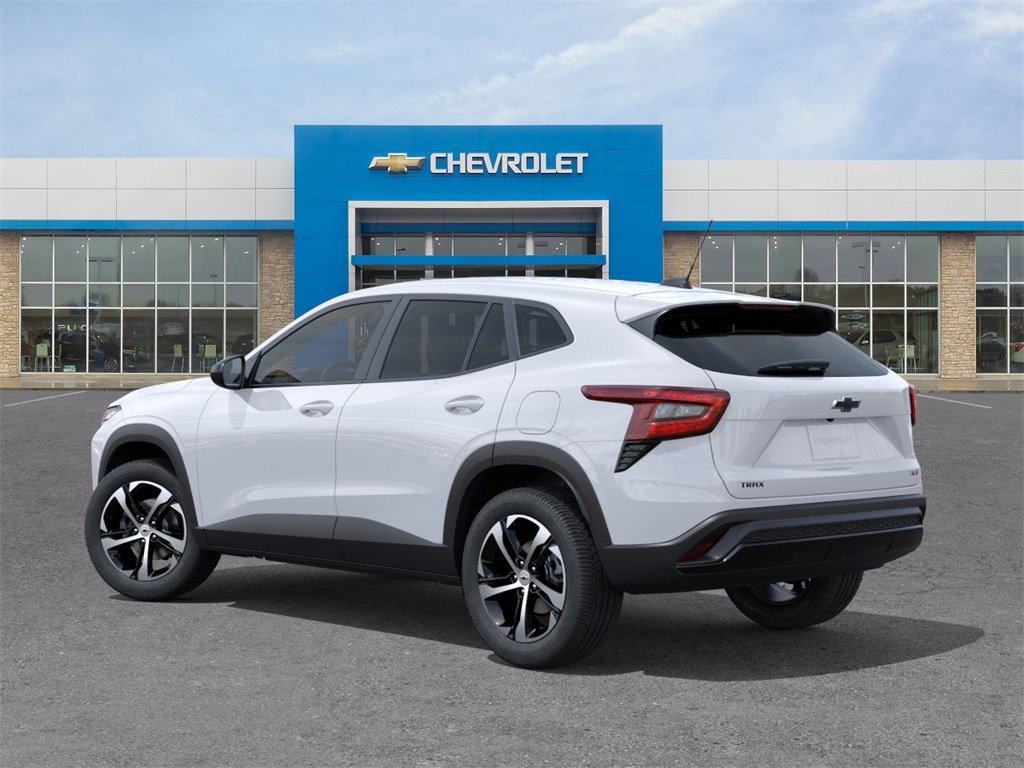 2025 Chevrolet Trax photo 3