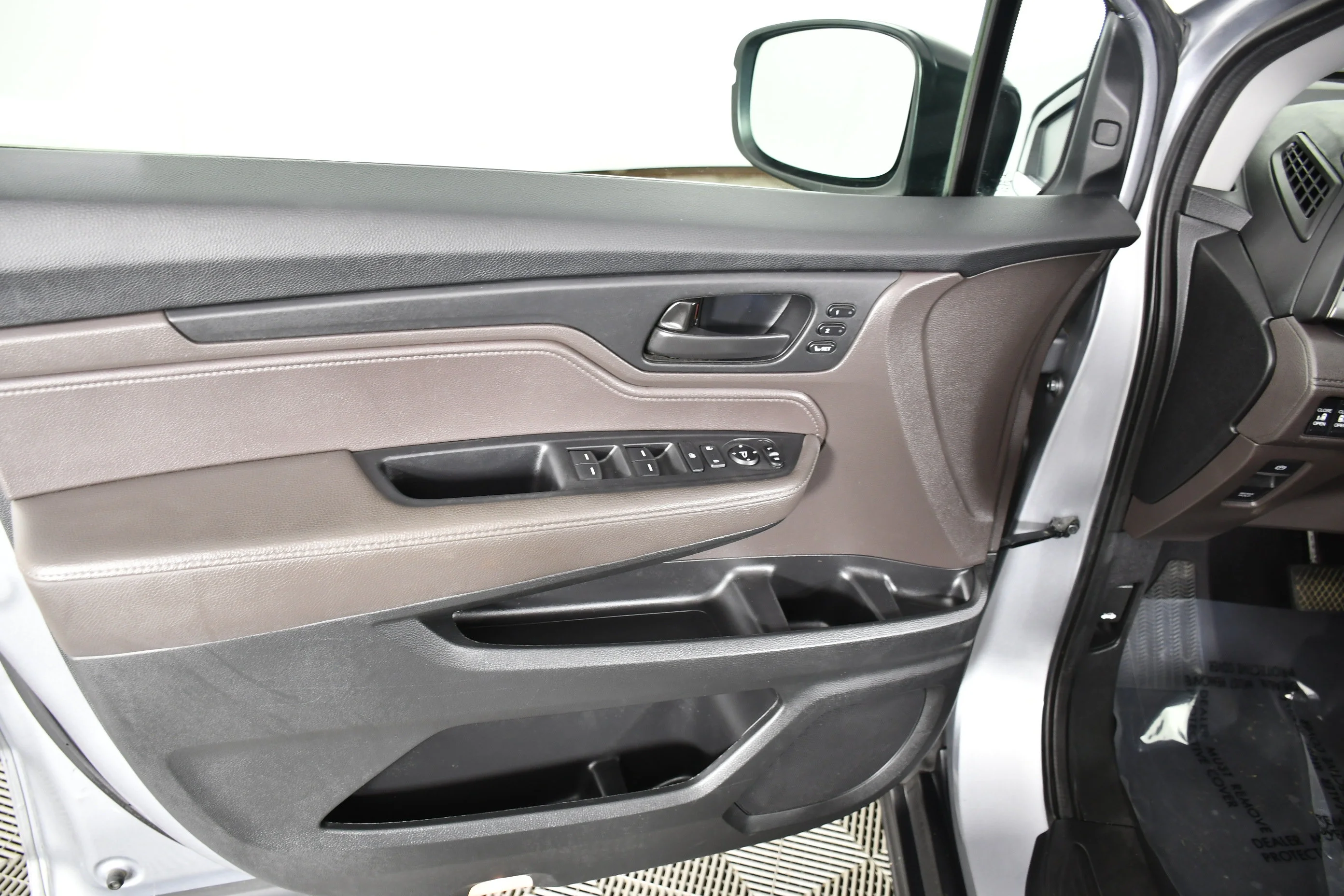 Used 2022 Lunar Silver Metallic Honda EX-L image 37