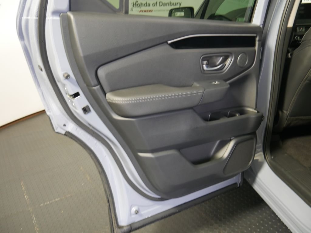 New 2026 Sonic Gray Pearl Honda RTL image 11