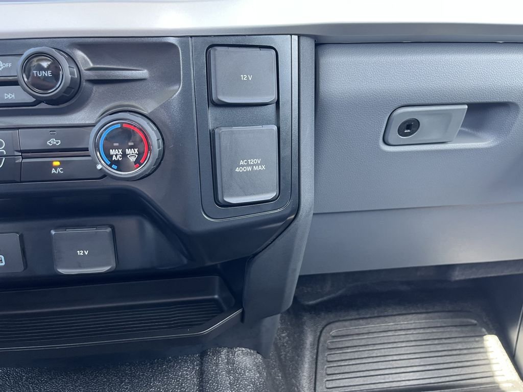 2025 Ford F-250 Super Duty XL - Photo 30