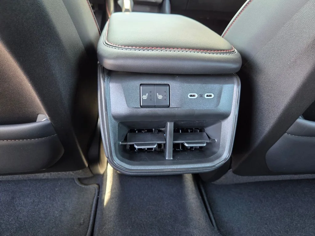 New 2026 White Knuckle Exterior Paint Dodge Scat Pack Plus image 13