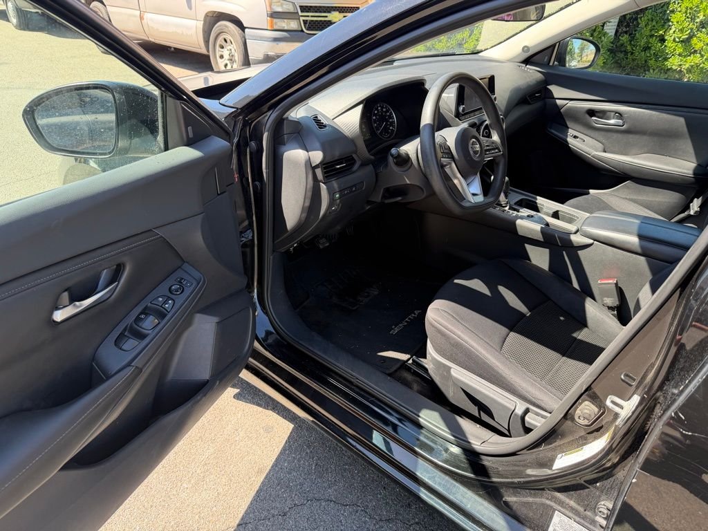 Used 2021 Black Nissan S image 12