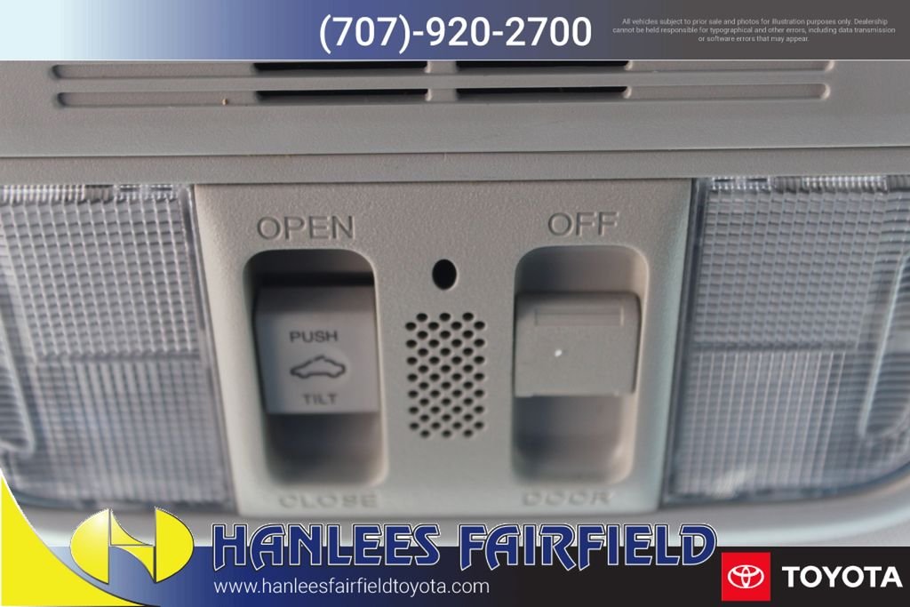 Used 2017  Honda EX image 22