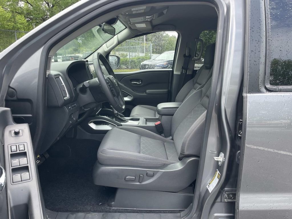 Used 2025 Gray Nissan SV image 13