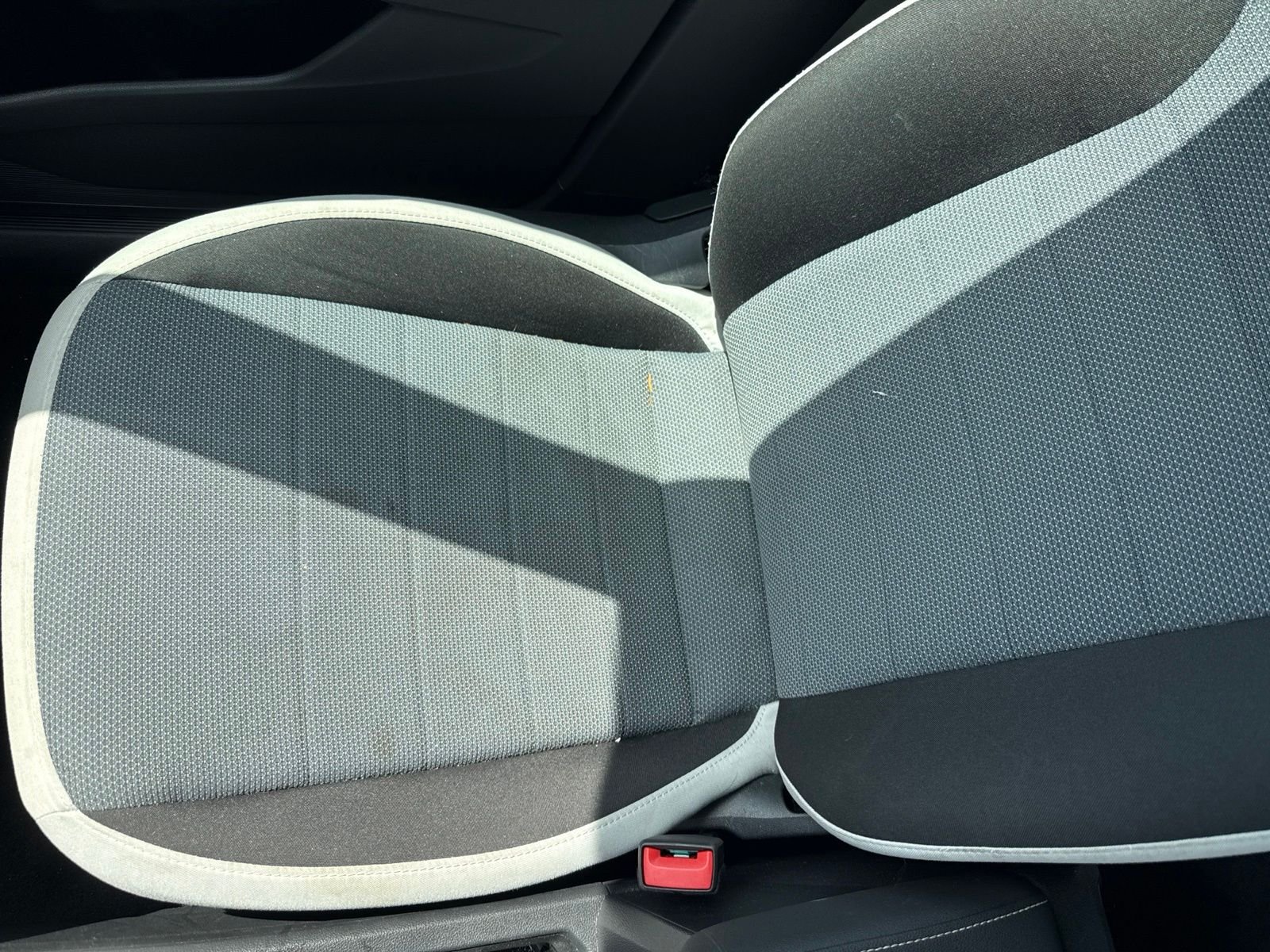 2025 Volkswagen Taos S - Photo 6