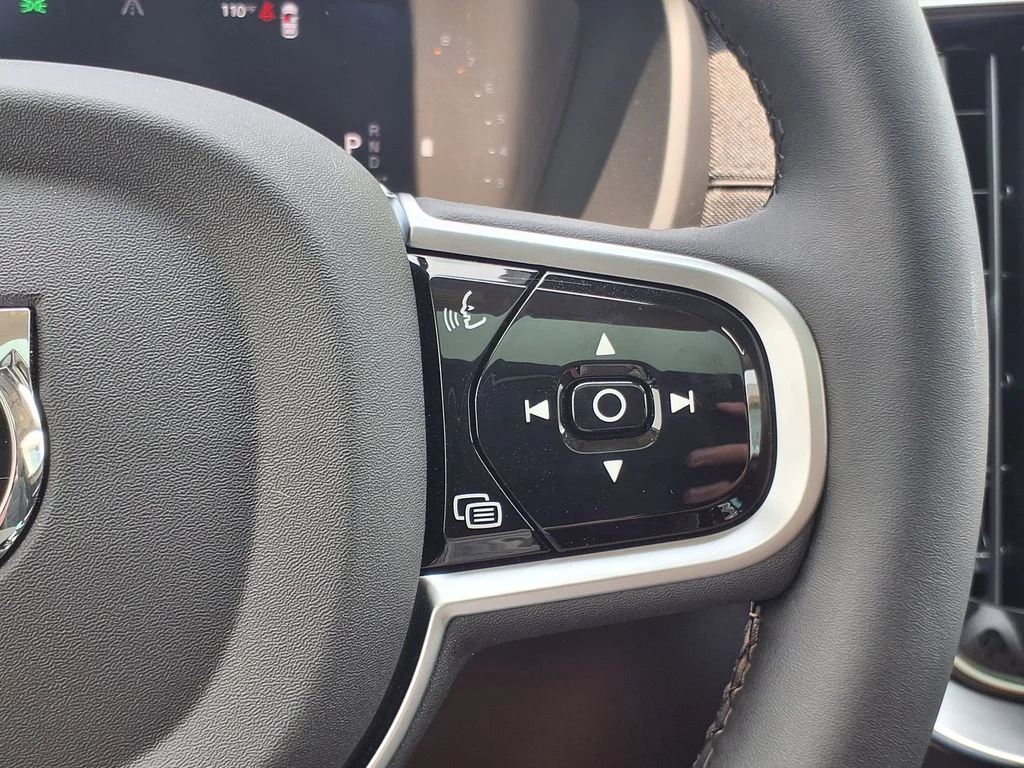 New 2026 Vapour Grey Volvo Plus image 20