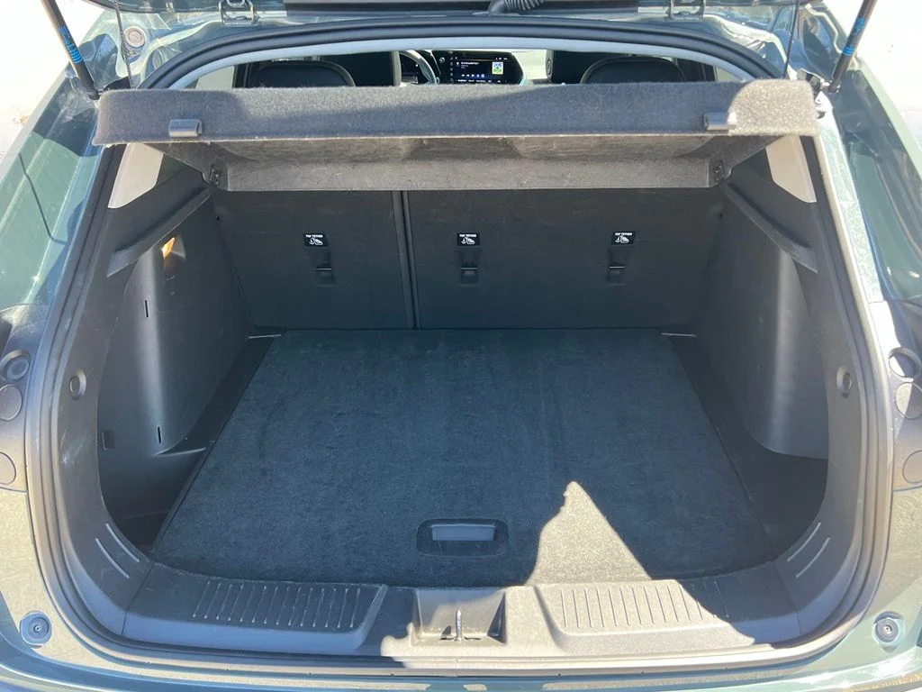 Used 2025 Gray Chevrolet LT image 7