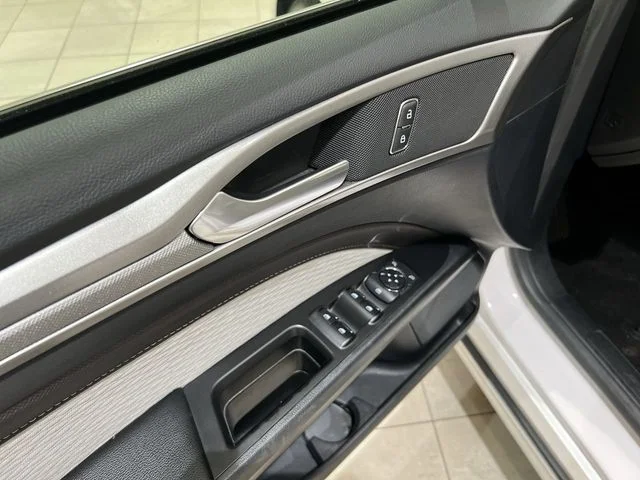 Certified Used 2020 White Ford SE image 21