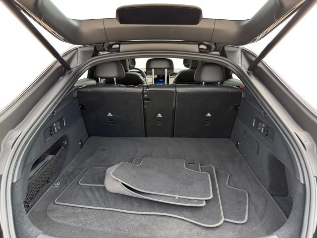 Used 2025  Mercedes-Benz GLC 300 Coupe image 18