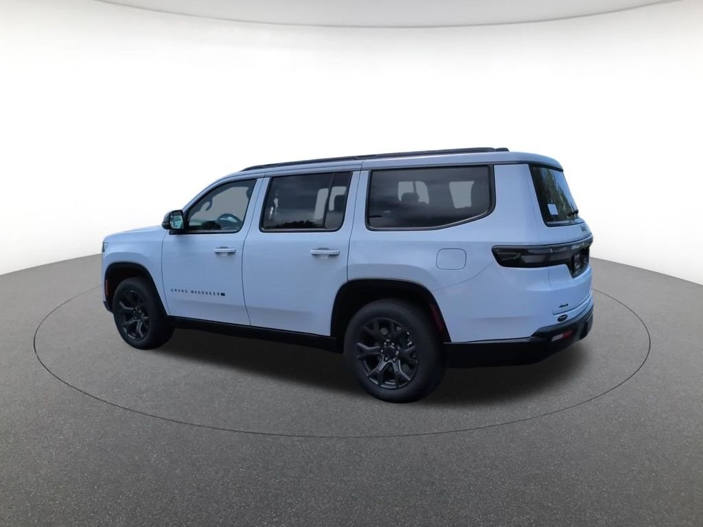 New 2026 Bright White Clear-Coat Exterior Paint Jeep Limited Altitude image 11
