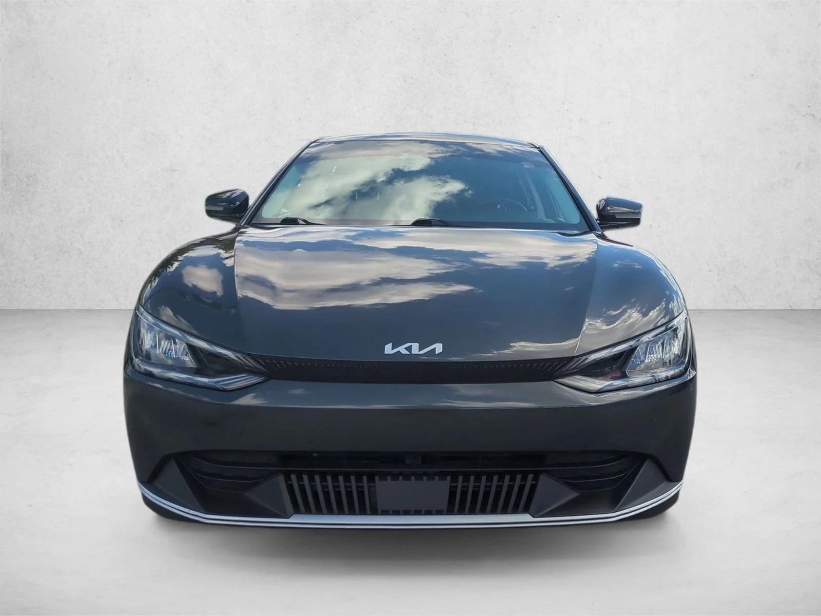 Used 2022 Kia EV6 Light with VIN KNDC34LB4N5065050 for sale in Clearwater, FL