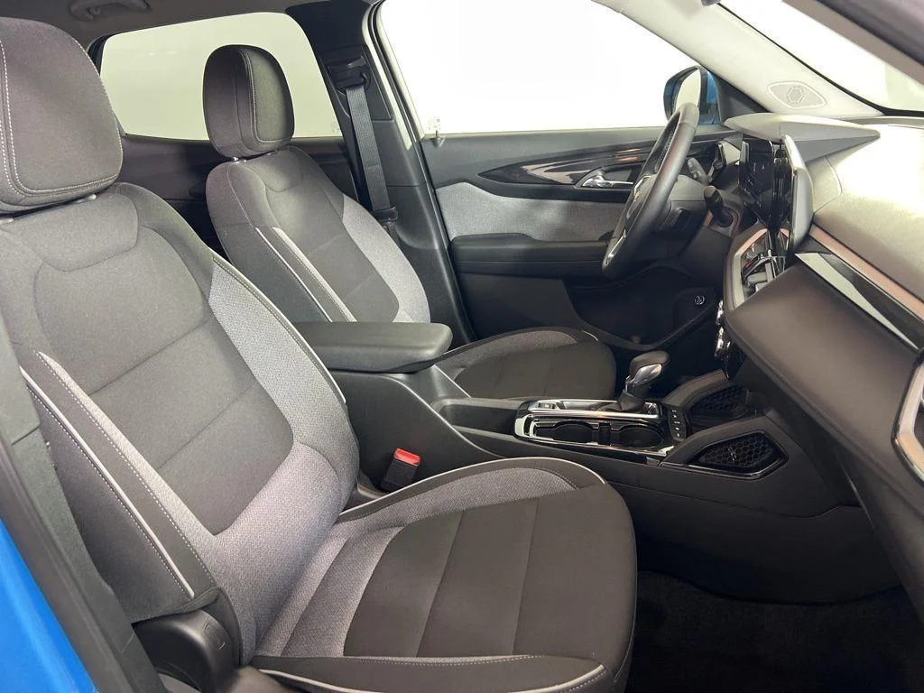Used 2026 Marina Blue Chevrolet LT image 20