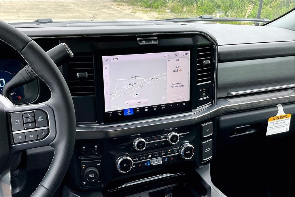 New 2026 Ford Super Duty F-250 Lariat 4D Crew Cab