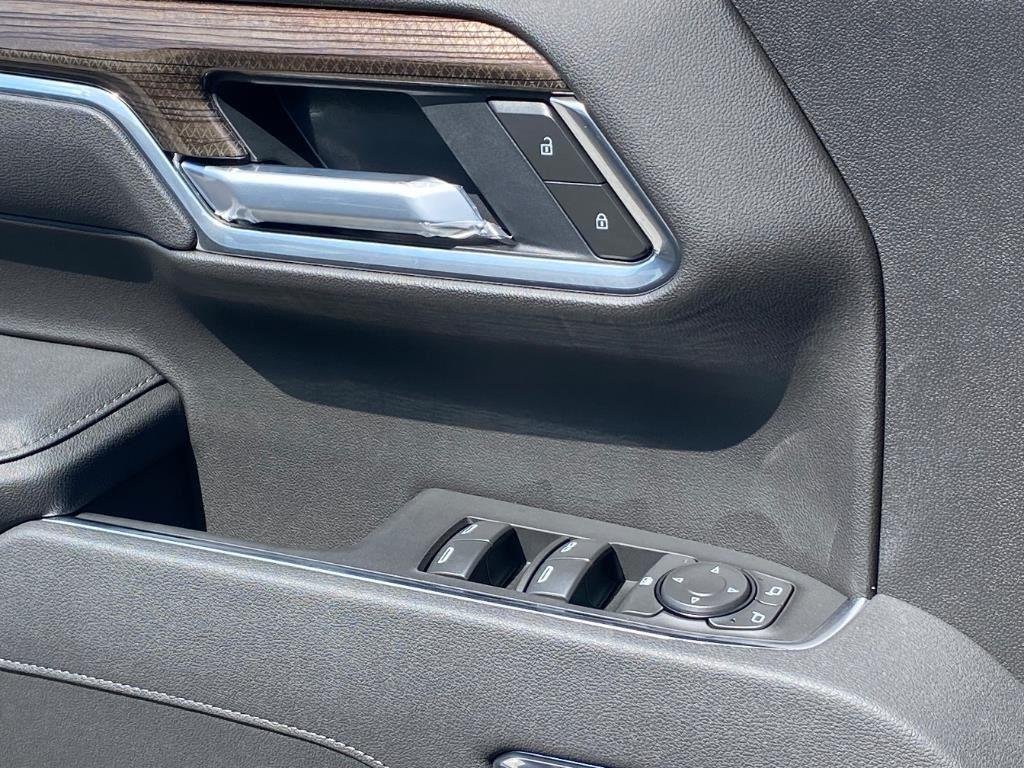 2025 Chevrolet Silverado 1500 LT - Photo 21