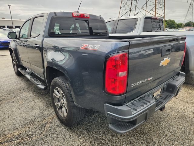Used 2017 CYBER GRAY METALLIC Chevrolet 2WD Z71 image 4