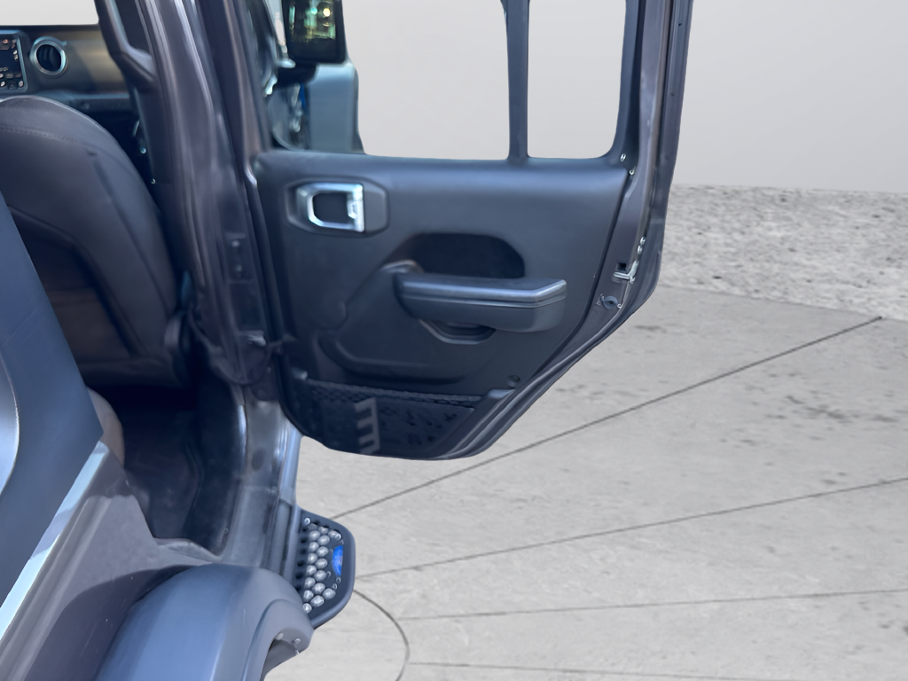 Used 2023 Gray Jeep Rubicon 4xe image 44