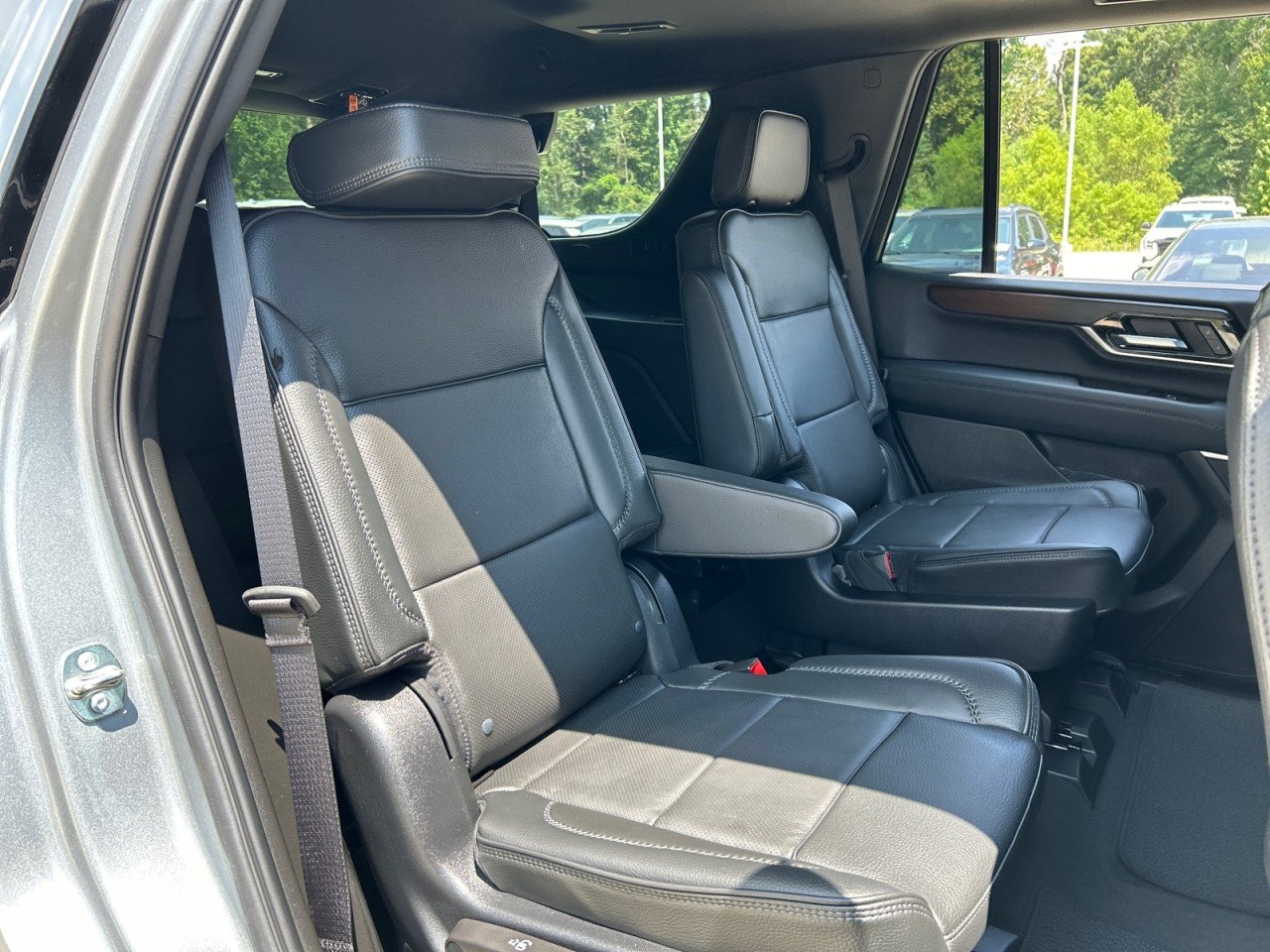 2026 GMC Yukon Denali - Photo 18