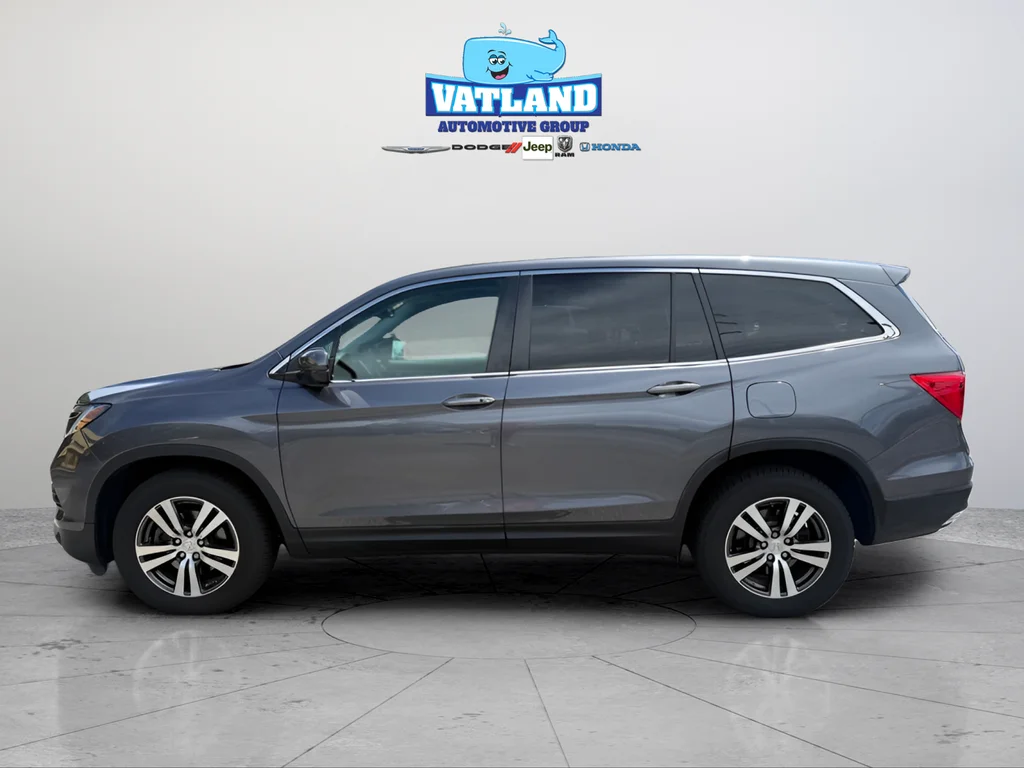 Used 2016 Lunar Silver Metallic Honda EX-L image 2