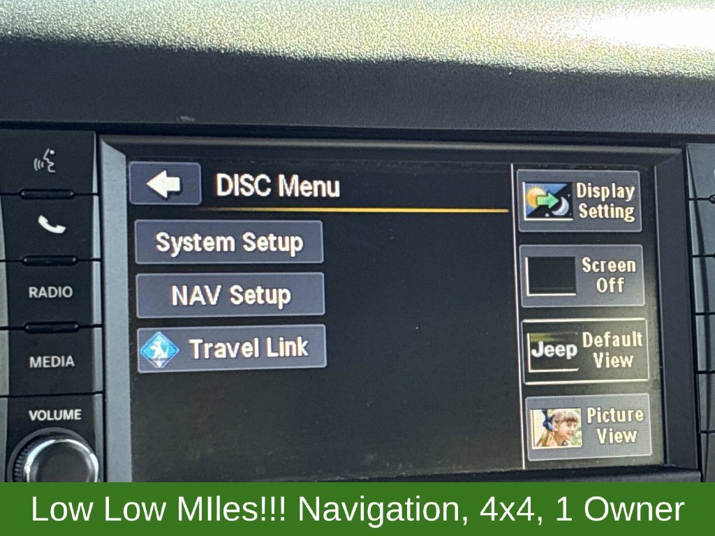 Used 2015 Black Jeep Sahara image 38